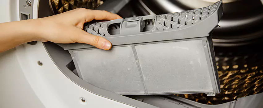 Signs Of A Clogged Dryer Lint Trap in Mercedes, Texas